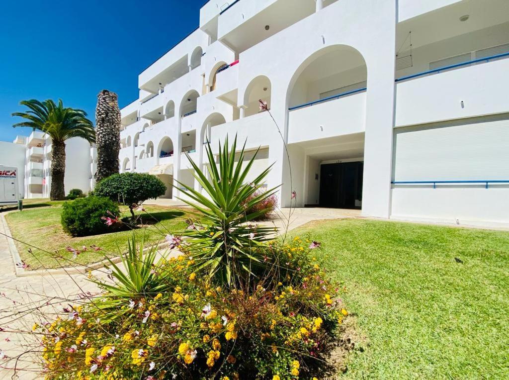 Quarto Casa Na Praia Porches  Kültér fotó