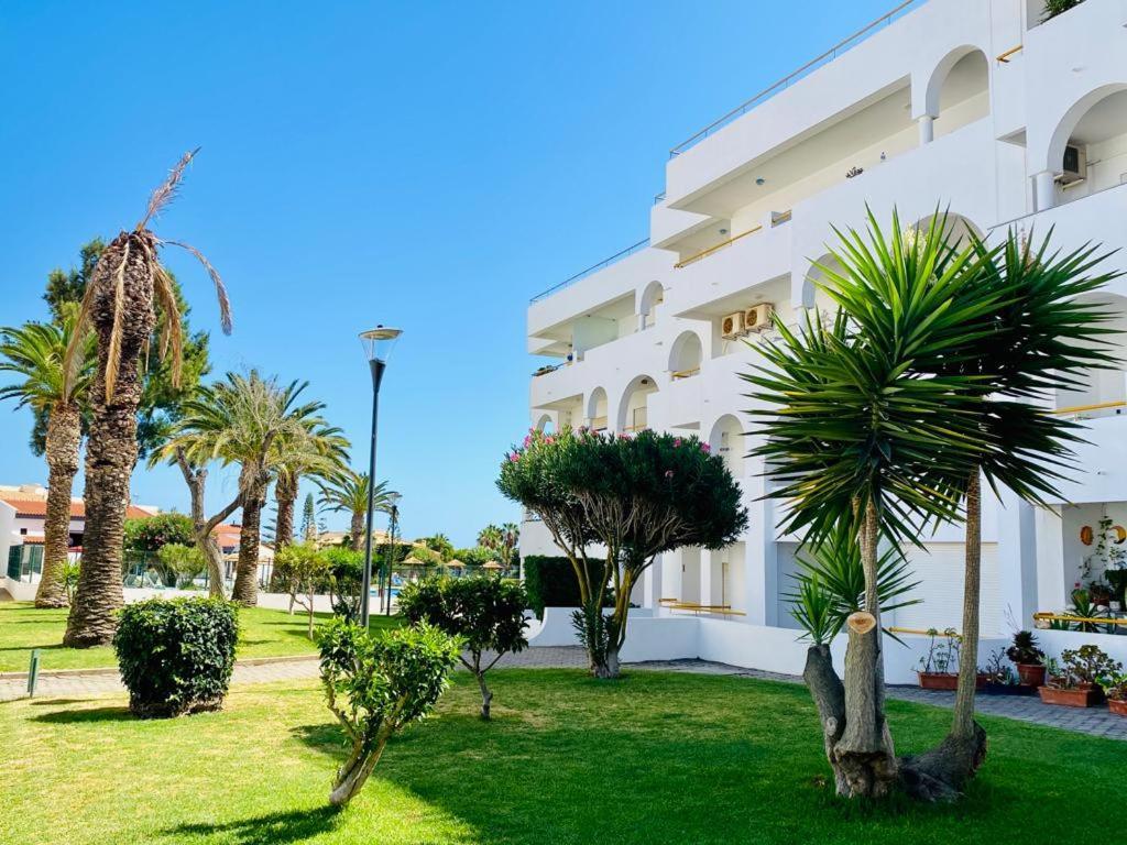 Quarto Casa Na Praia Porches  Kültér fotó
